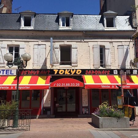 Hotel Restaurant Tokyo Trouville-sur-Mer Exterior photo